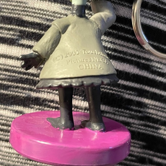 NWT SHOCK  from The Nightmare Before Christmas Character Key Chain - Picture 4 of 5